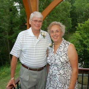 Meet your Posher, Lois